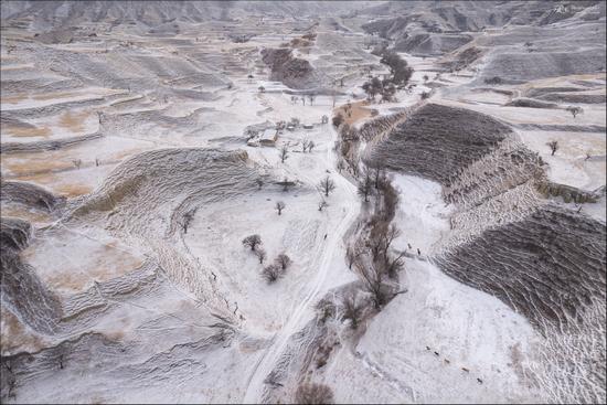 Snow-covered mountain terraces of Dagestan, Russia, photo 3