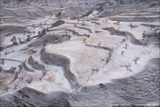 Snow-covered mountain terraces of Dagestan, Russia, photo 4