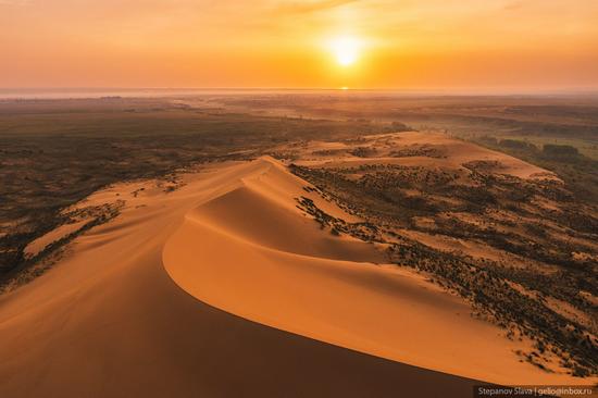 Sarykum Sand Dune, Dagestan, Russia - the Largest Sand Dune in Europe, photo 1