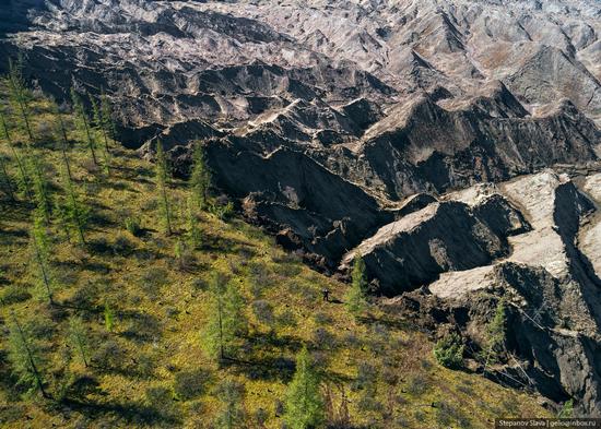 The Batagaika Crater, Yakutia, Russia, photo 4