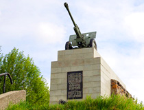Monument to the 6th Heroic Komsomol Battery in Murmansk