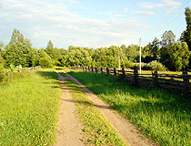 Country road in Novgorodskaya oblast