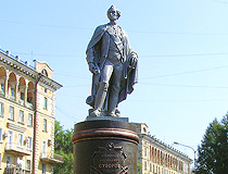 Suvorov monument in Novokuznetsk