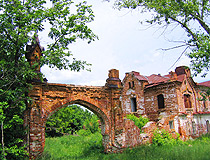 Manor ruins in the Penza region