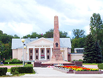 Svobody (Liberty) Square in Tolyatti