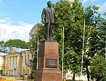 Monument to Mikhail Kalinin in Tver