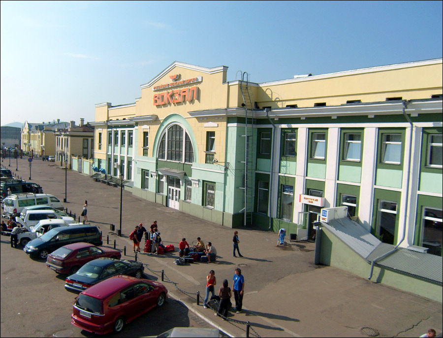 Телефон жд вокзала улан. Вокзал Улан-Удэ. ЖД вокзал Улан-Удэ. Вокзал РЖД Улан-Удэ. Железнодорожный вокзал Улан-Удэ в 1938.